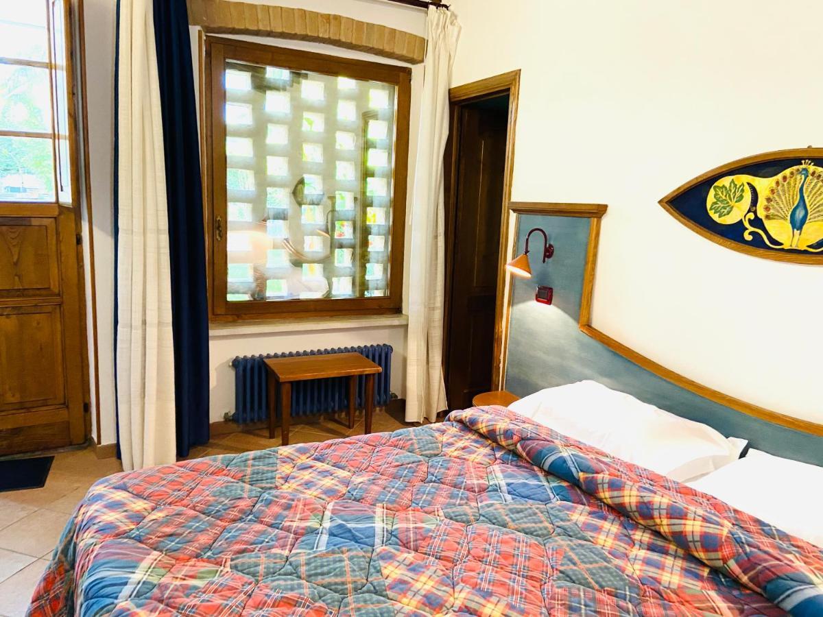 Bed & Breakfast Casale Gregoriano And Apartaments San Gimignano Eksteriør billede
