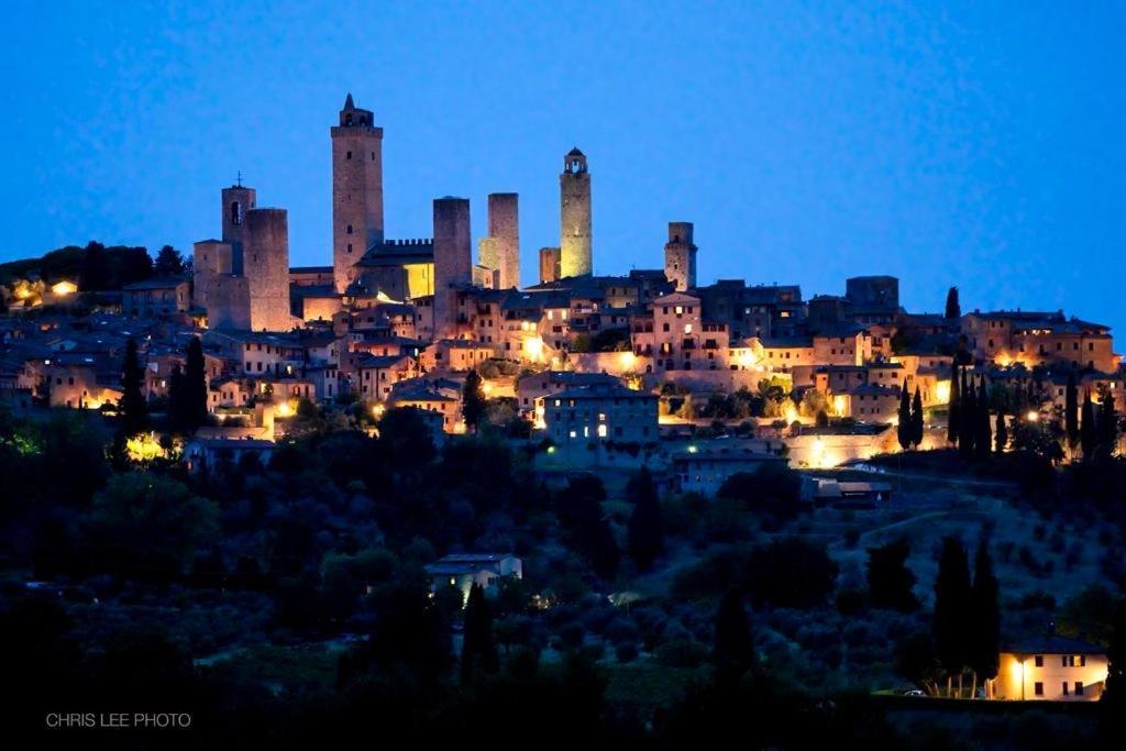 Bed & Breakfast Casale Gregoriano And Apartaments San Gimignano Eksteriør billede