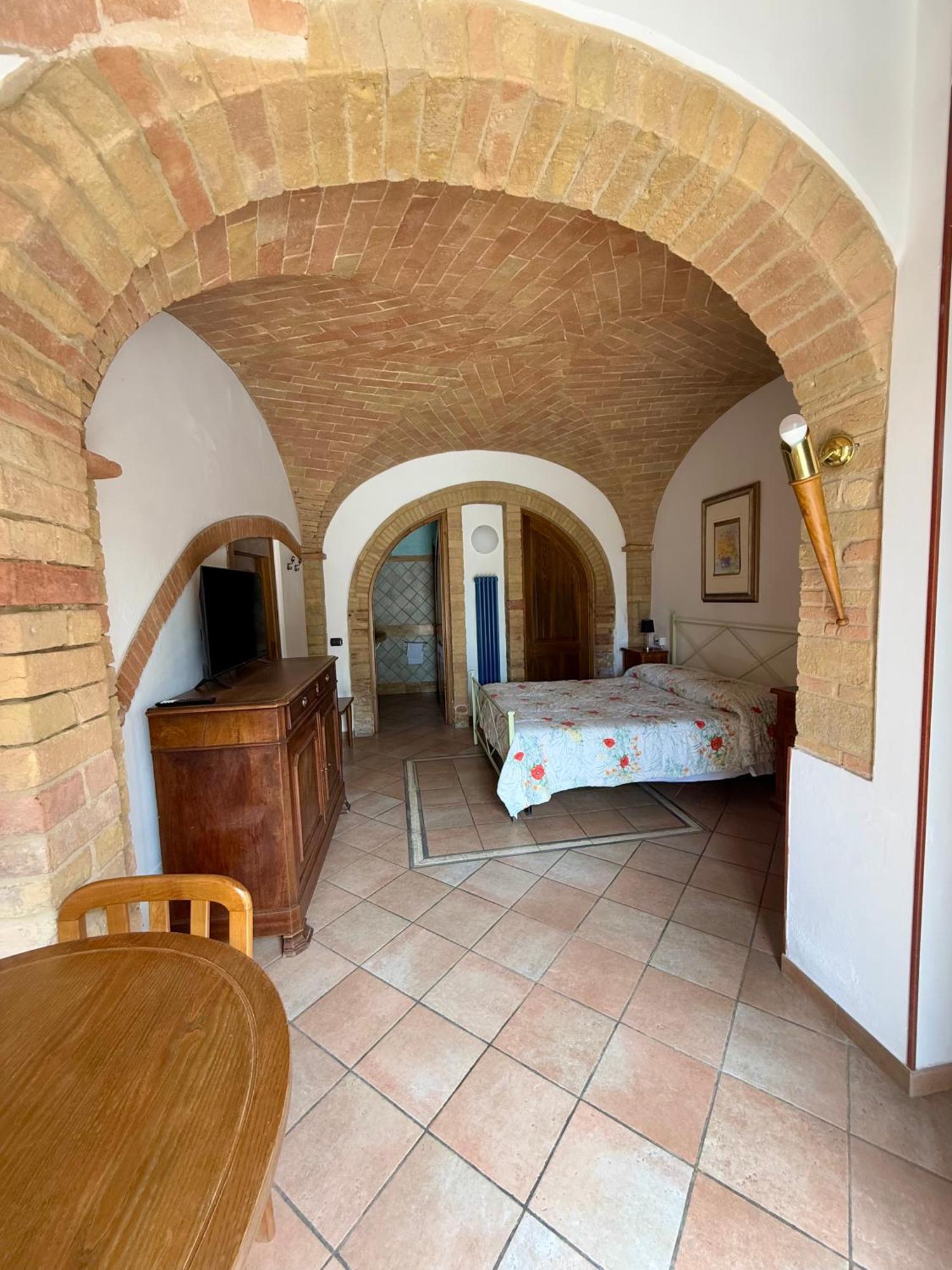 Bed & Breakfast Casale Gregoriano And Apartaments San Gimignano Eksteriør billede