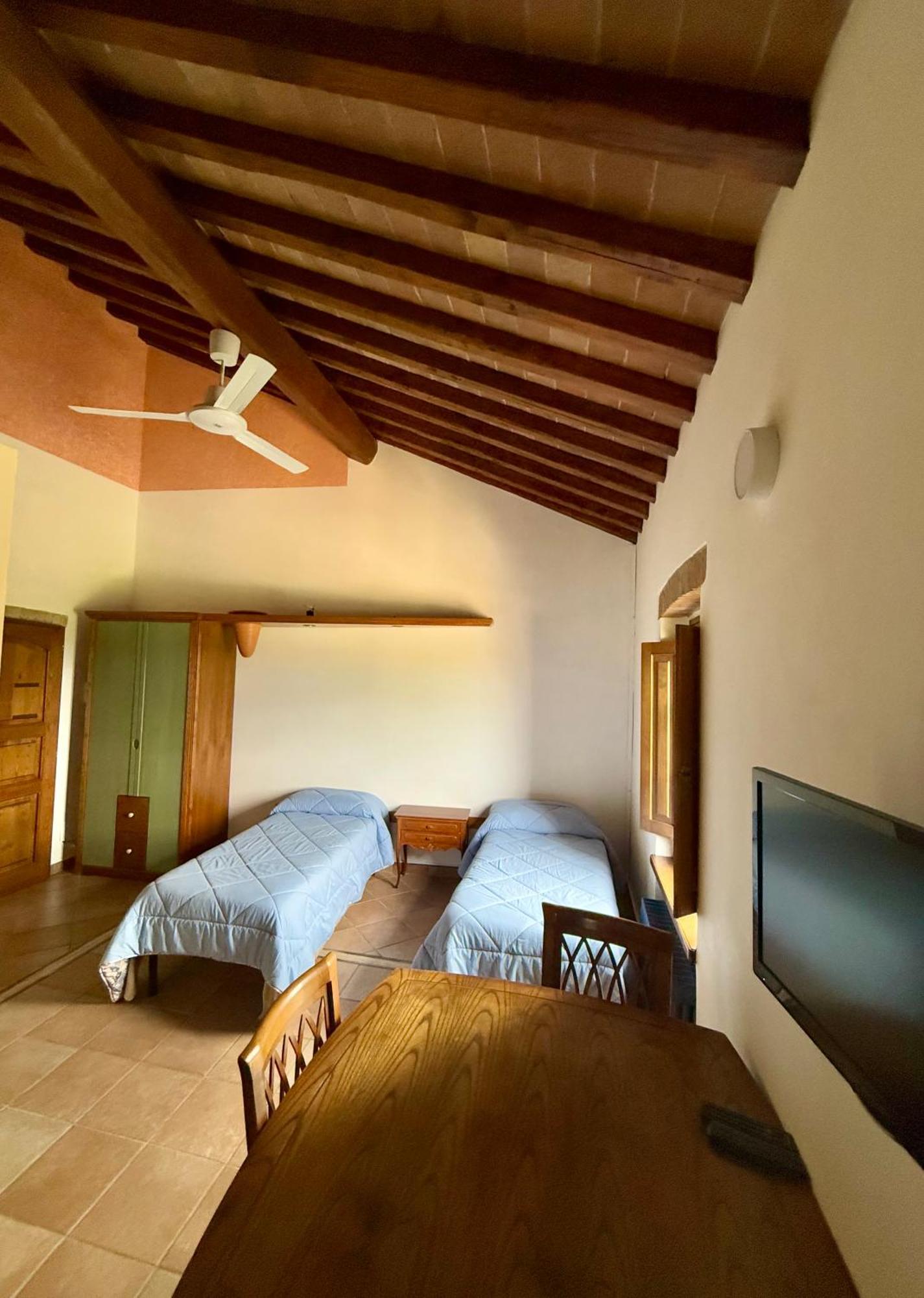 Bed & Breakfast Casale Gregoriano And Apartaments San Gimignano Eksteriør billede